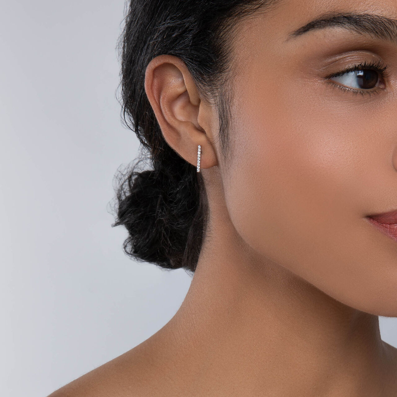 Diamond Bar Earrings image number 1