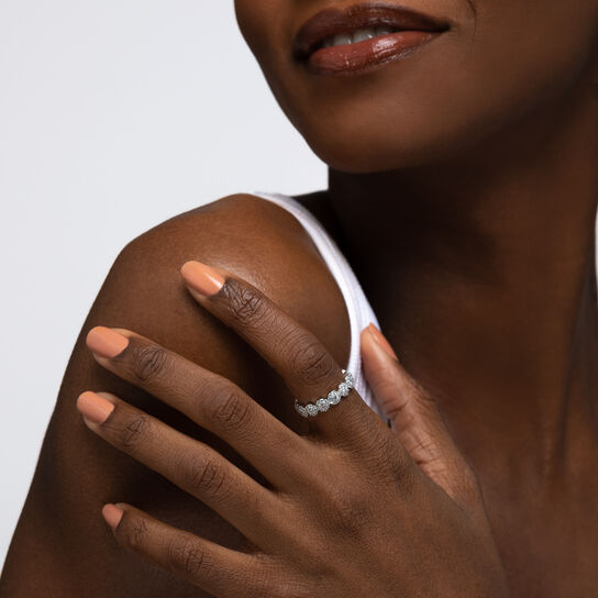 Stackable Diamond Snowflake Ring, White Gold image number 1