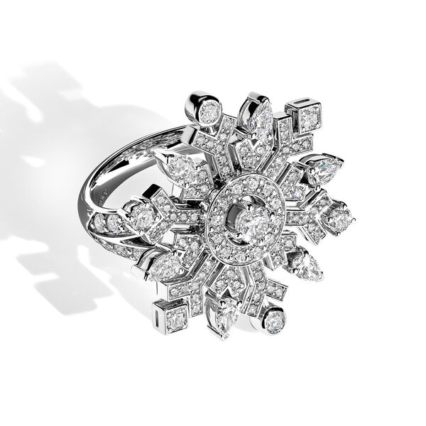 Bague à tige fendue en diamants