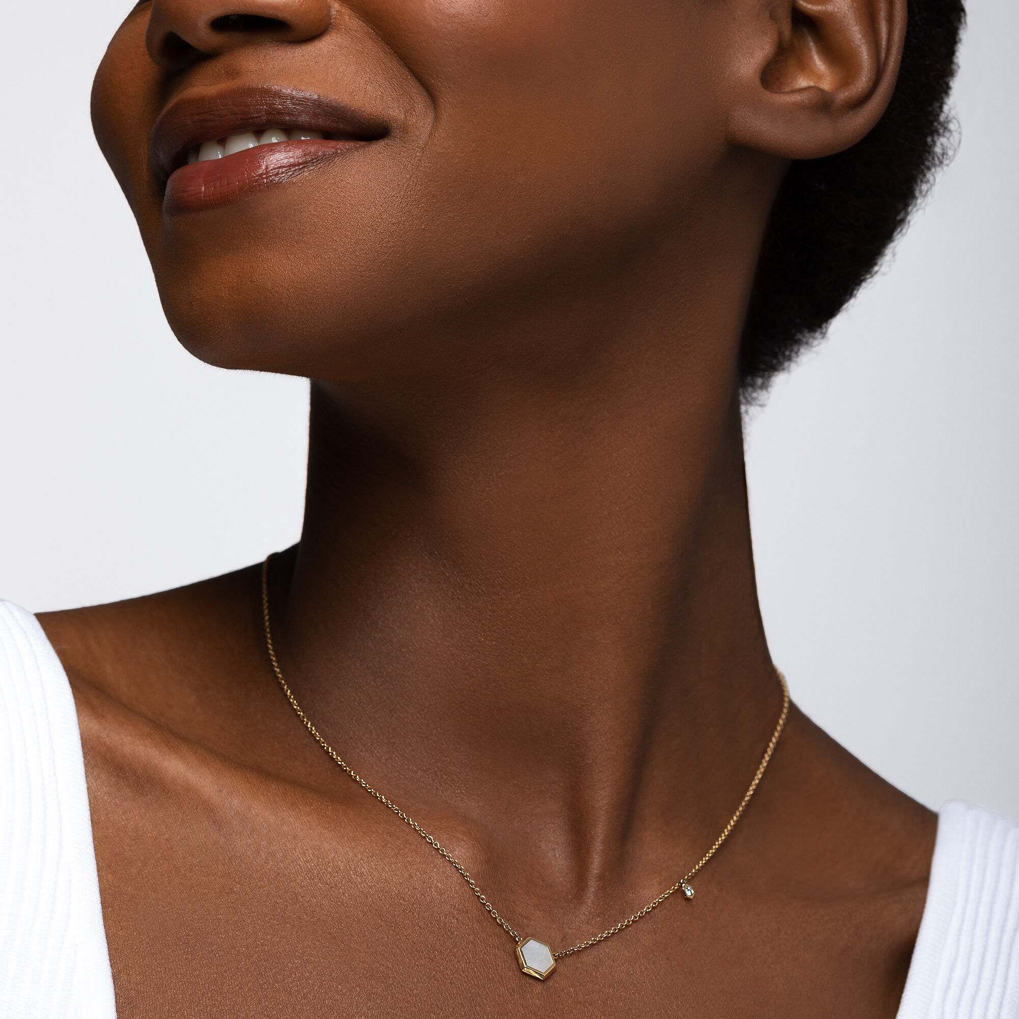 Mother of pearl necklace value hotsell